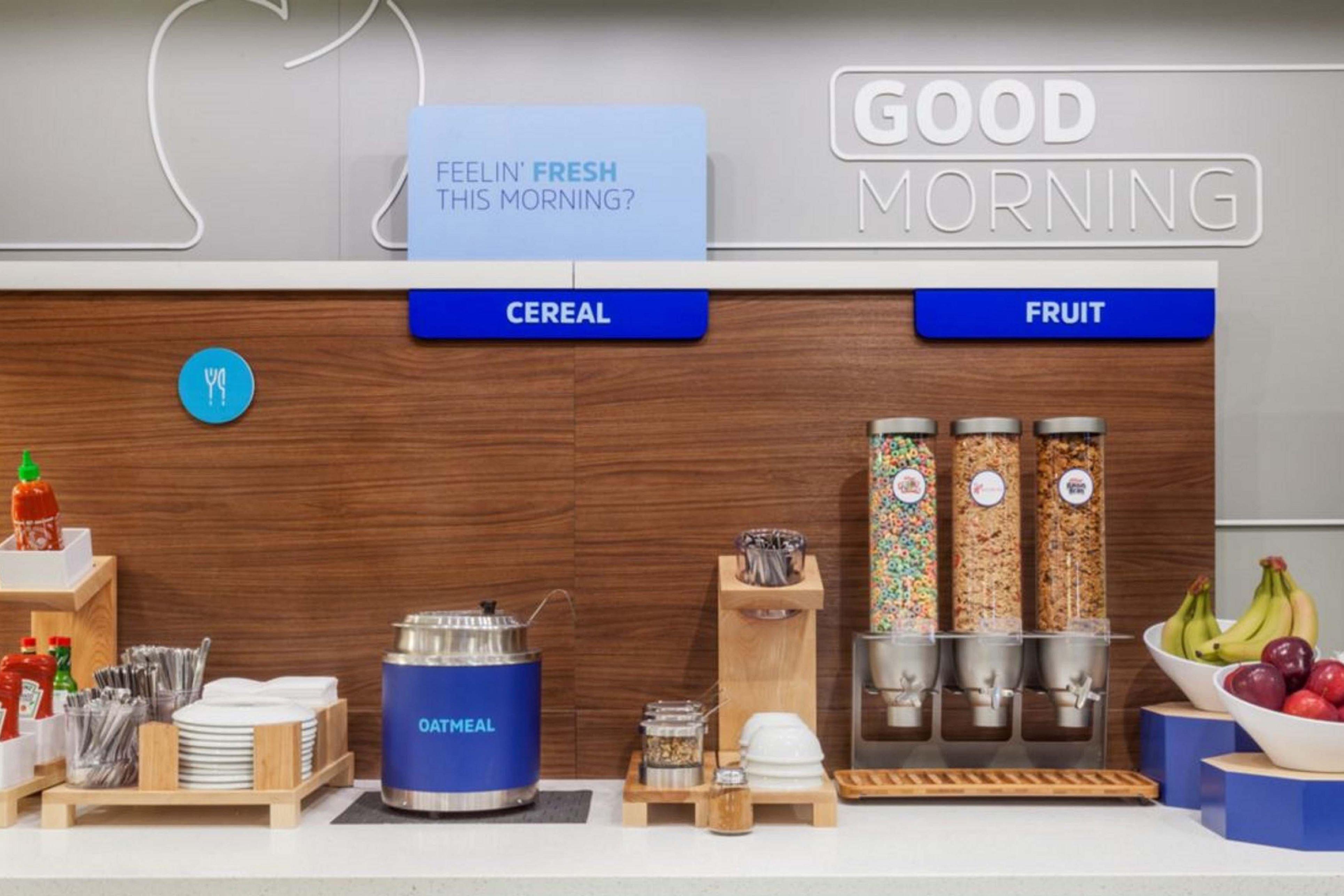 Holiday Inn Express Corning By Ihg Екстер'єр фото