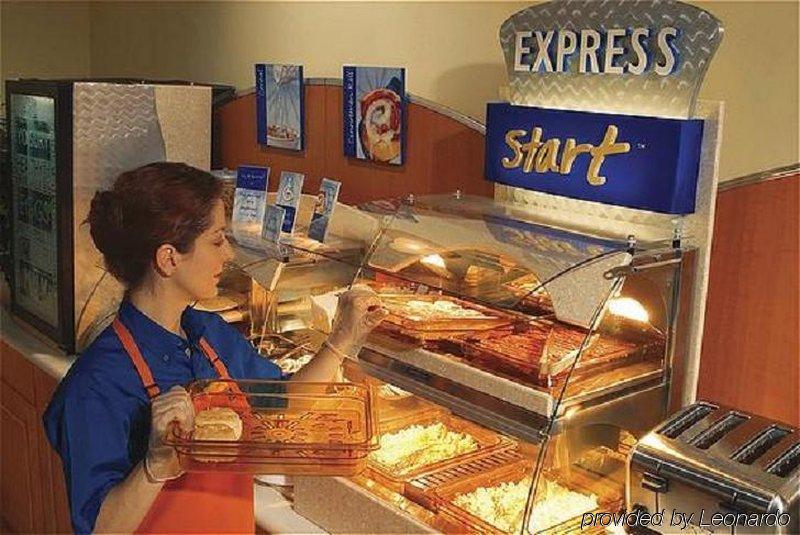 Holiday Inn Express Corning By Ihg Екстер'єр фото