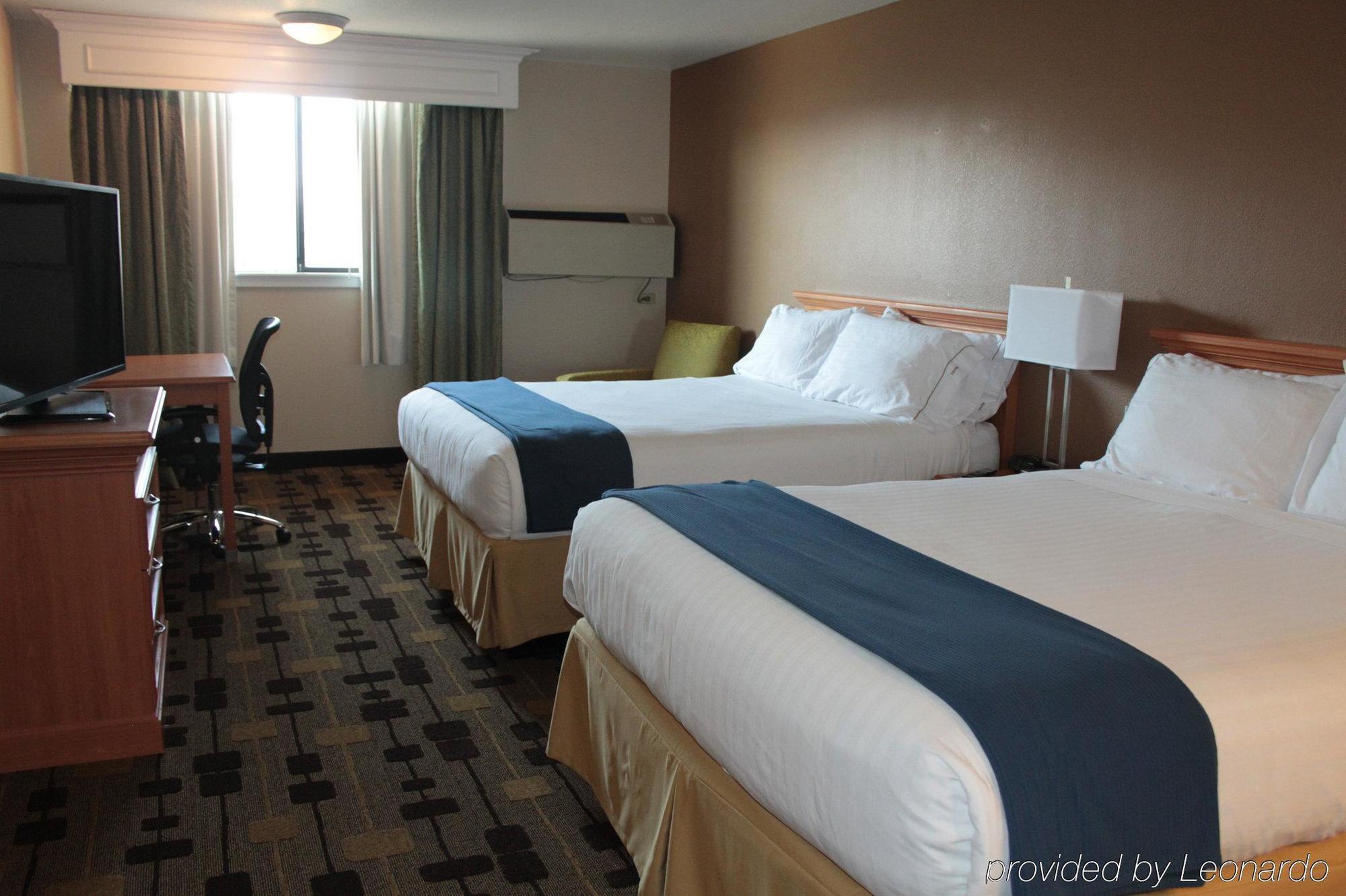 Holiday Inn Express Corning By Ihg Екстер'єр фото